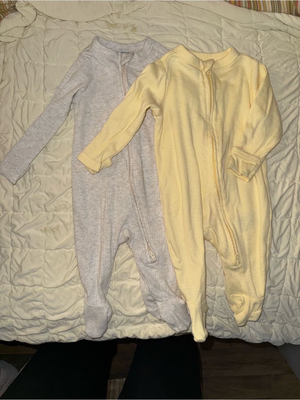 2-pack Old Navy footies